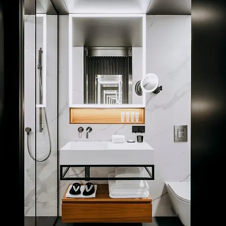 Nobu Hotel